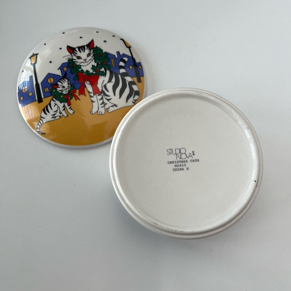 Vintage Studio Nova Christmas Cats Trinket Box - Picture 6 of 7